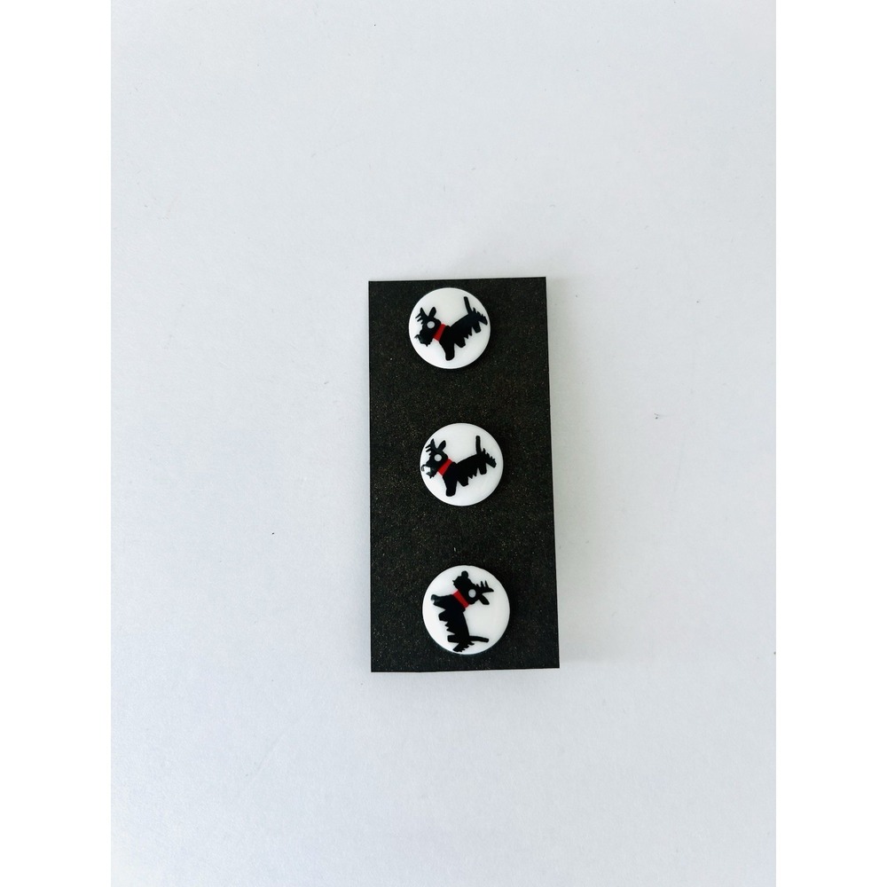 Lot Of 3 Small Scottish Terrier Scotty Dog Plastic Buttons Vintage‎